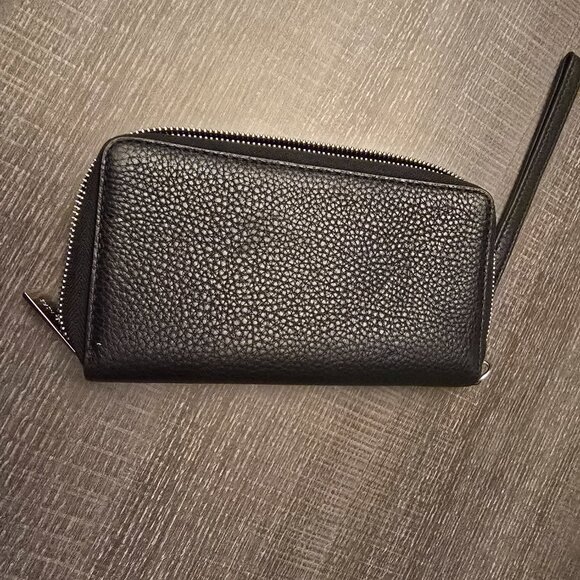 Michael Kors Fulton Large Flat Multi Function Leather Phone Case Wallet (Black) - Picture 4 of 4